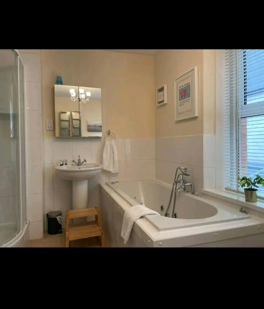 The Regal Penarth Seaside Town Villa Cardiff
